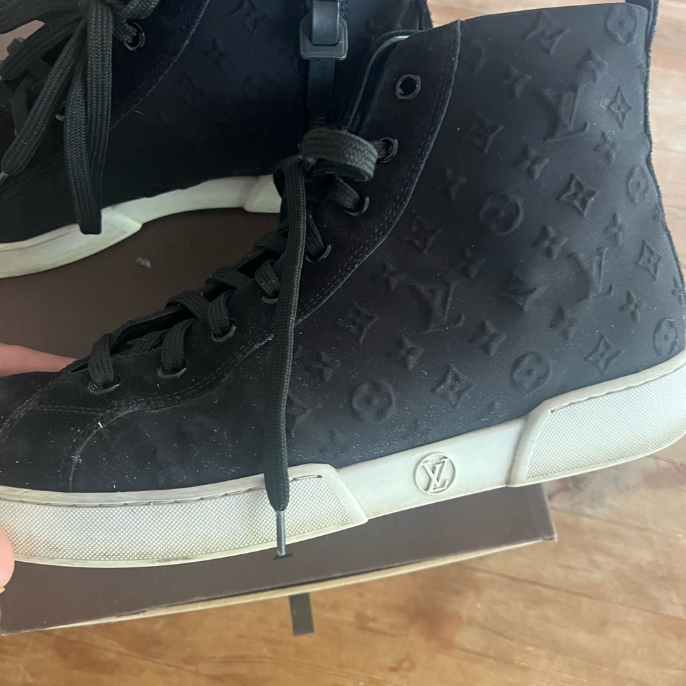 Louis Vuitton Black High-Top Sneakers - Picture 2 of 4